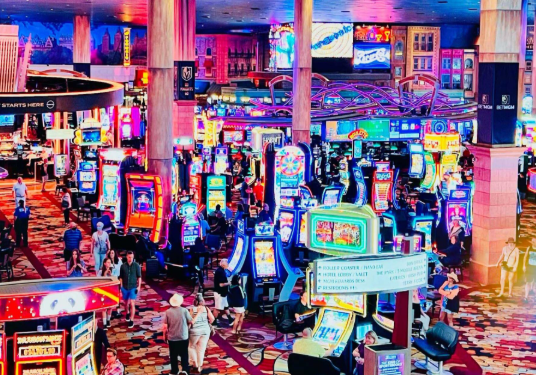 Antara Takdir dan Keputusan: Filosofi Hoki di Dunia Casino